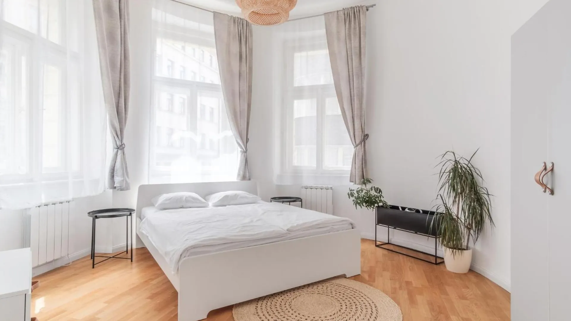 Prague Days - Elegant Studios Near Wenceslas Square